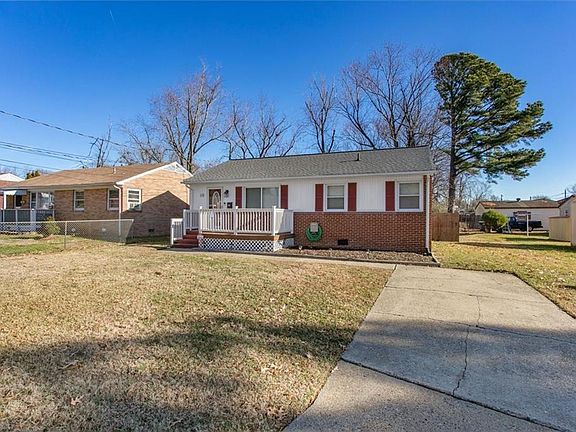 3rd image of 15 Juanita Dr