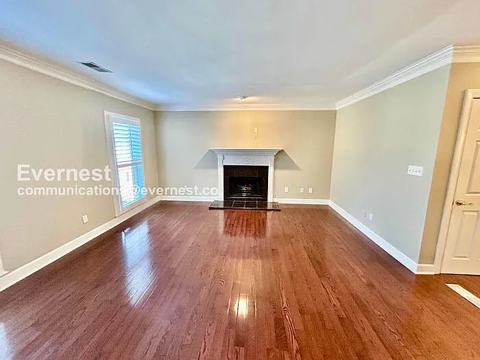 7500 Roswell Rd #52 — Photo 5