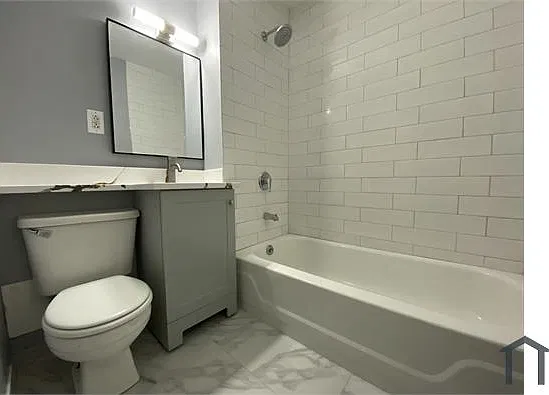 3 bed, 1000 sqft, $1,500 — Photo 4