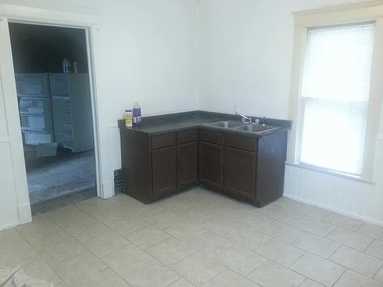 2515 Orange St — Photo 5