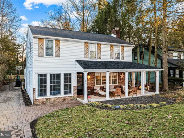 104 W Maple Ave, Moorestown, NJ 08057