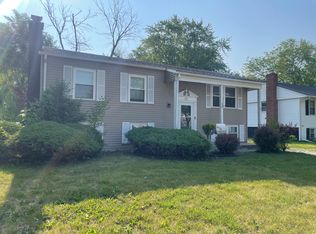 51 S Willow Ln, Glenwood, IL 60425