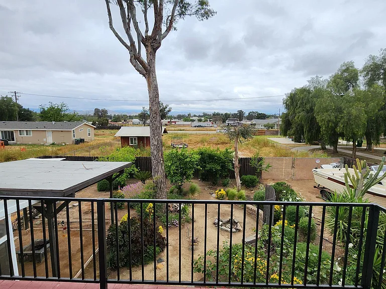25435 El Paraiso Dr — Photo 22