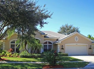 249 Monterey Dr, Naples, FL 34119