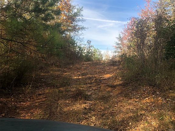 5th image of 360 County Road 40 W