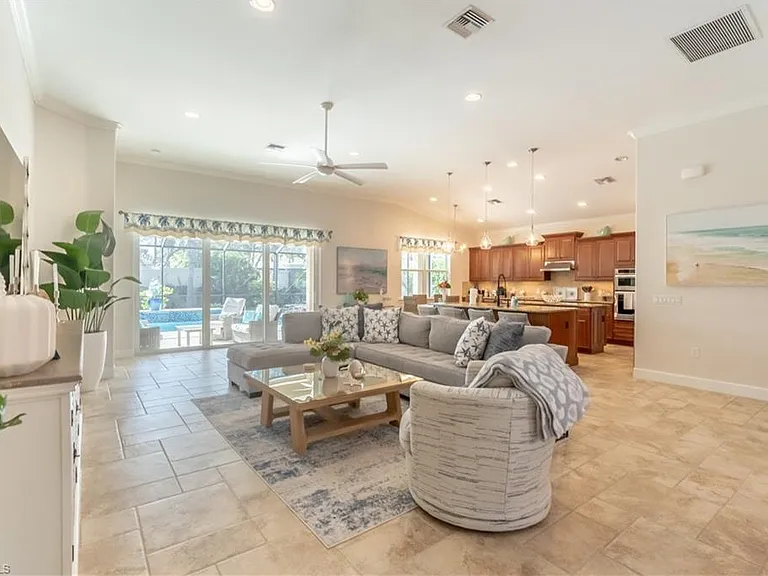 9332 Fieldstone Ln — Photo 8