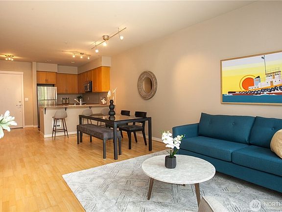 2nd image of 180 Harbor Square Loop NE Unit B318
