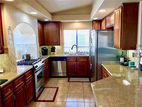 3rd image of 4634 Mission Meadow Cir