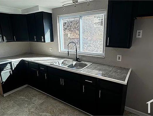 4th image of 908 Benwood Ave