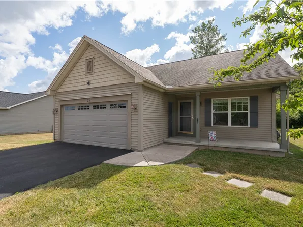 25 Wood Trce, Brockport, NY 14420