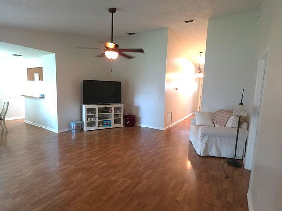 3rd image of 1737 LARGO Court