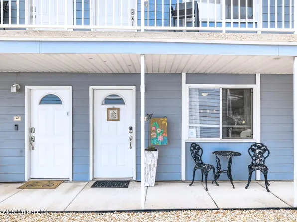 1664 Beach Blvd #164, Biloxi, MS 39531