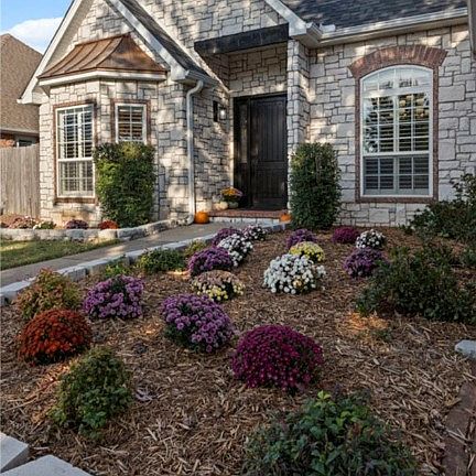 4th image of 5605 S Legacy Dr