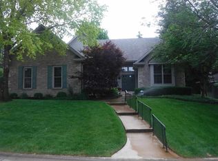 2814 Cotswold Cir, Rockford, IL