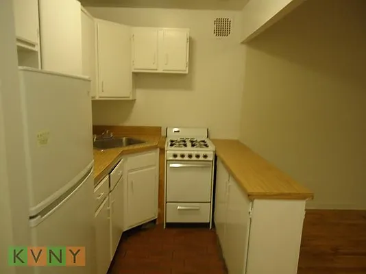 Rented by KVNY Soho | media 32