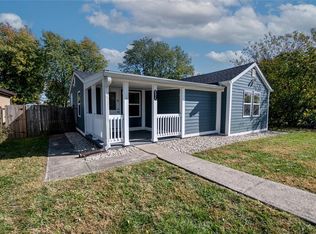 5524 N Clover Elm Dr, Fairland, IN