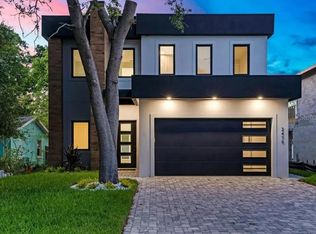 2475 Bay St, Sarasota, FL 34237