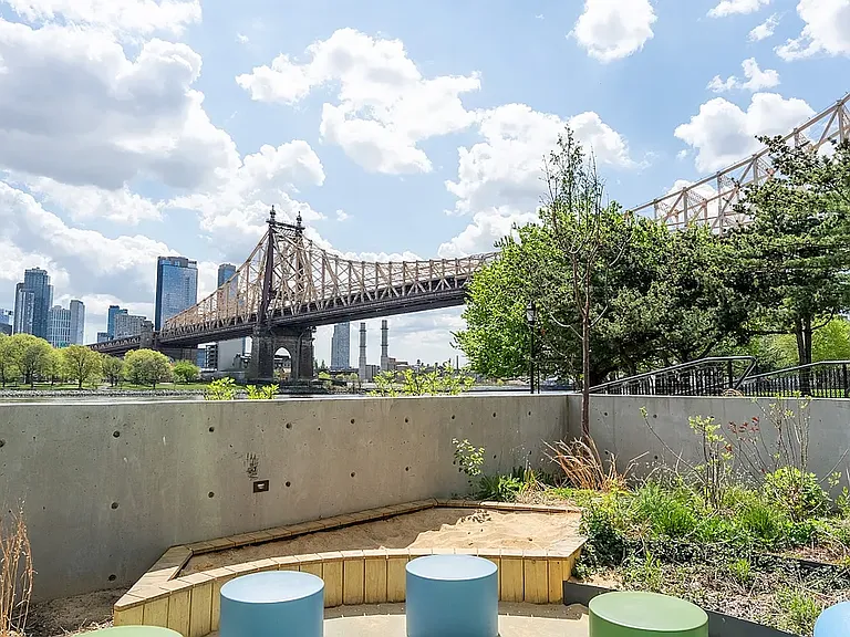 430 Main St #25M — Photo 23
