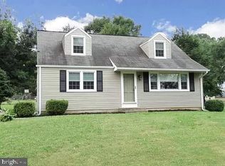 4761 Meeting Rd, Bensalem, PA 19020