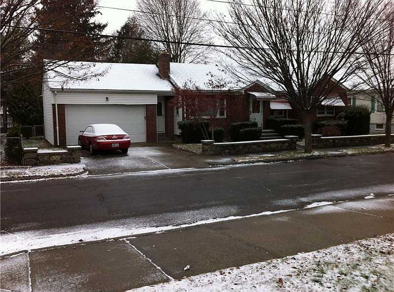 2nd image of 124 Lynch St