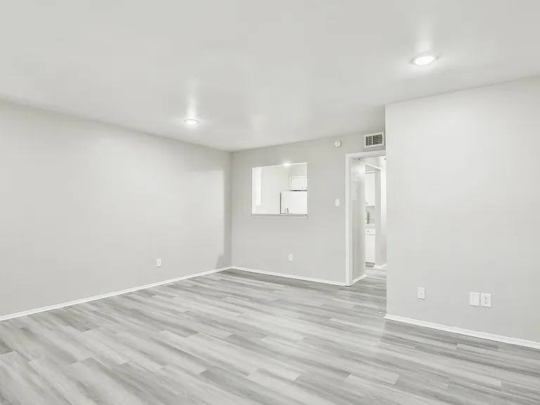 2400 44th St — Photo 55