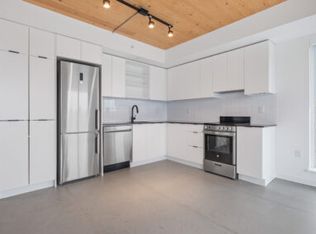 188 Woodstock Ave E #1237052, Vancouver, BC V5W1M6