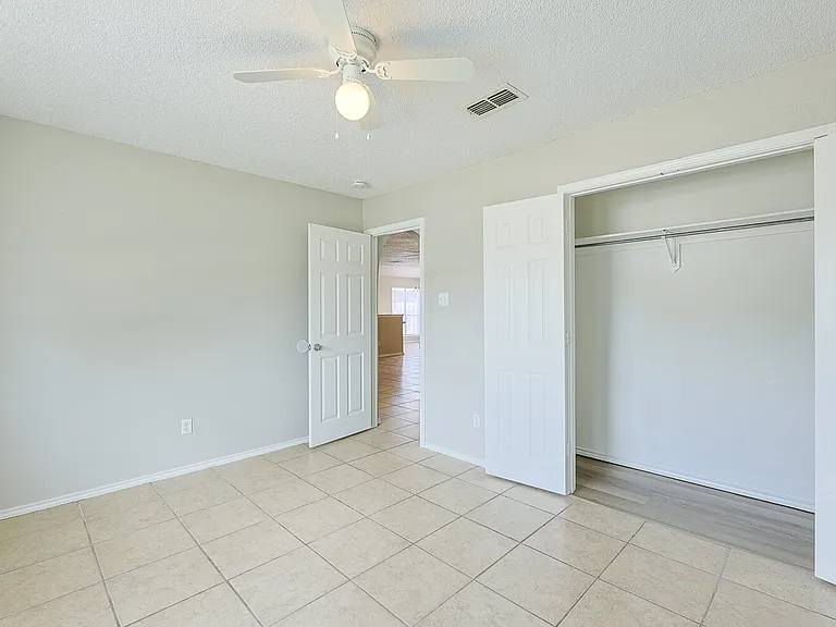 5903 10th St #3 — Photo 21