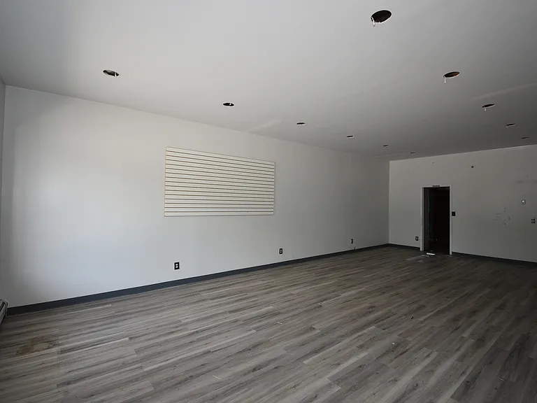 870 Violet Ave #8 — Photo 5