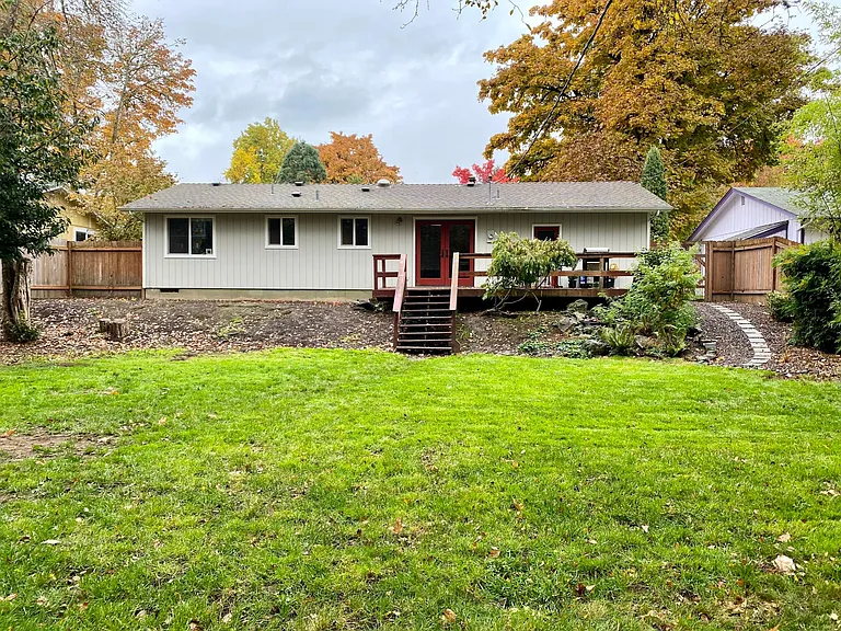 1665 SE Bethel St — Photo 8