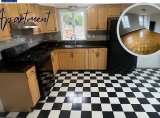 9 Wrentham St, Dorchester Center, MA 02124