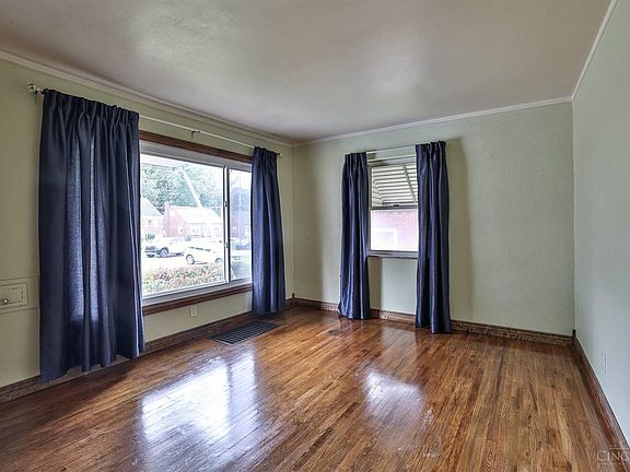 4th image of 4316 Dalehurst Dr