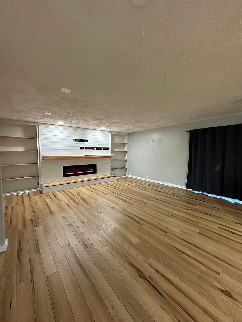 Country Village Home For Rent — Photo 4