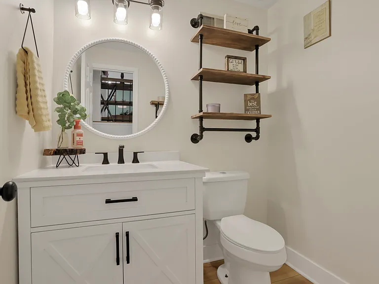 548 Theori Ave — Photo 45