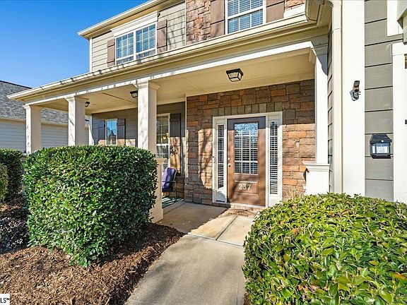 3rd image of 237 Raven Falls Ln