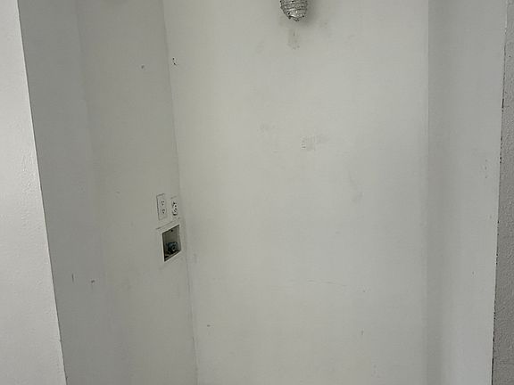 2nd image of 1136 Pacific Ave #1136
