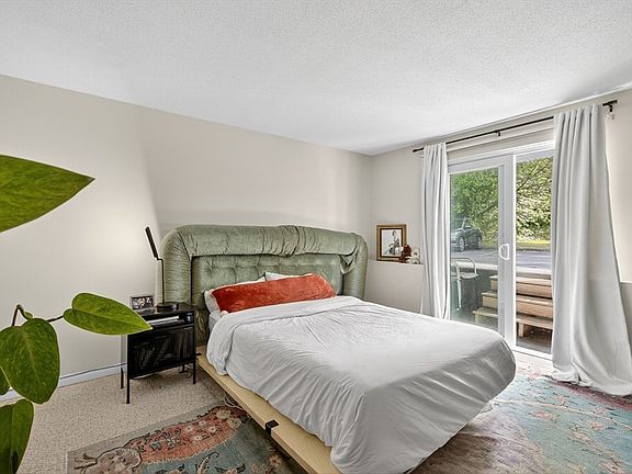3rd image of 200 Manning St APT 6B