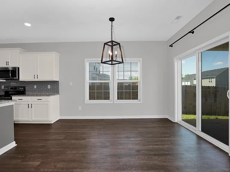 2346 Spinning Wheel Rd — Photo 9