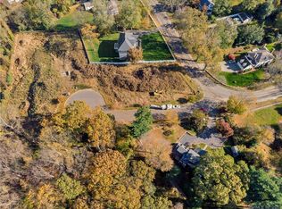 20 Hamlet Hill Ln, Fairfield, CT 06824