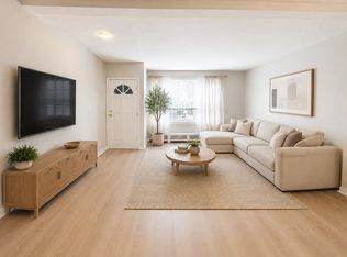 21-17 23rd Rd #1, Astoria, NY 11105