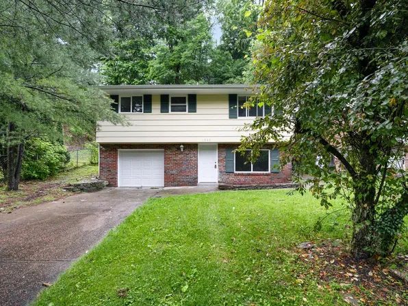 1940 Sunset Ln, Cincinnati, OH 45238