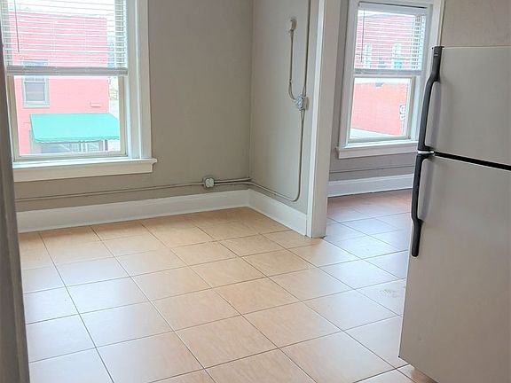2nd image of 103 Cedar St #204