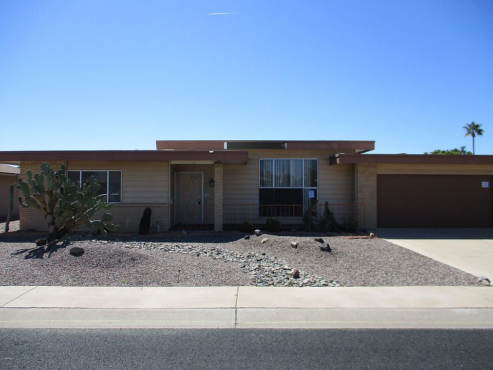 1st image of 9421 W Cedar Hill Cir N