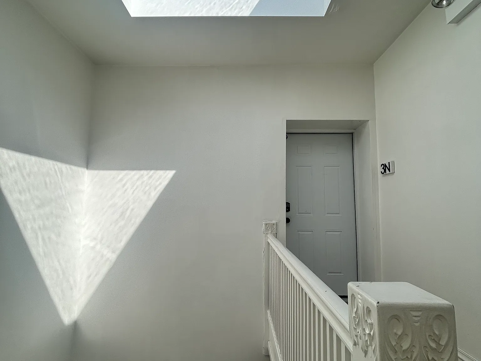 3 bed, 1.5 bath, 1400 sqft, $2,150 — Photo 2