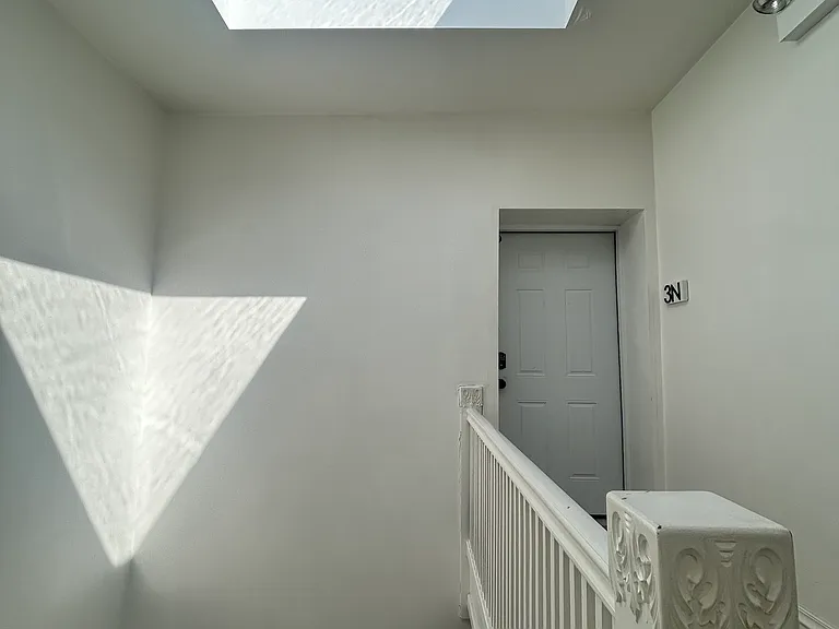 6720 S Ridgeland Ave #3 — Photo 2