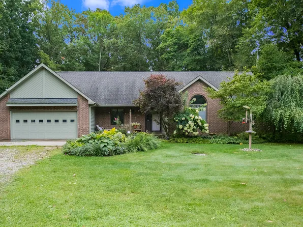8740 Roe Rd, Chelsea, MI 48118