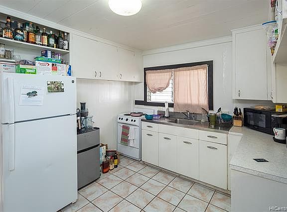 3rd image of 1409 Ernest St