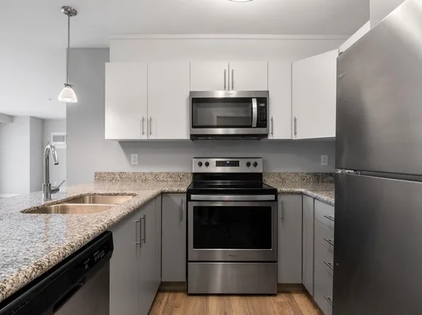 Summitview Heights Apartments