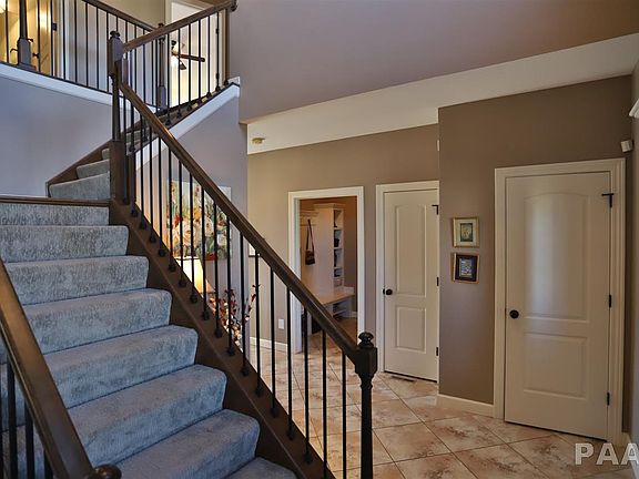 3rd image of 3008 W Wessex Dr
