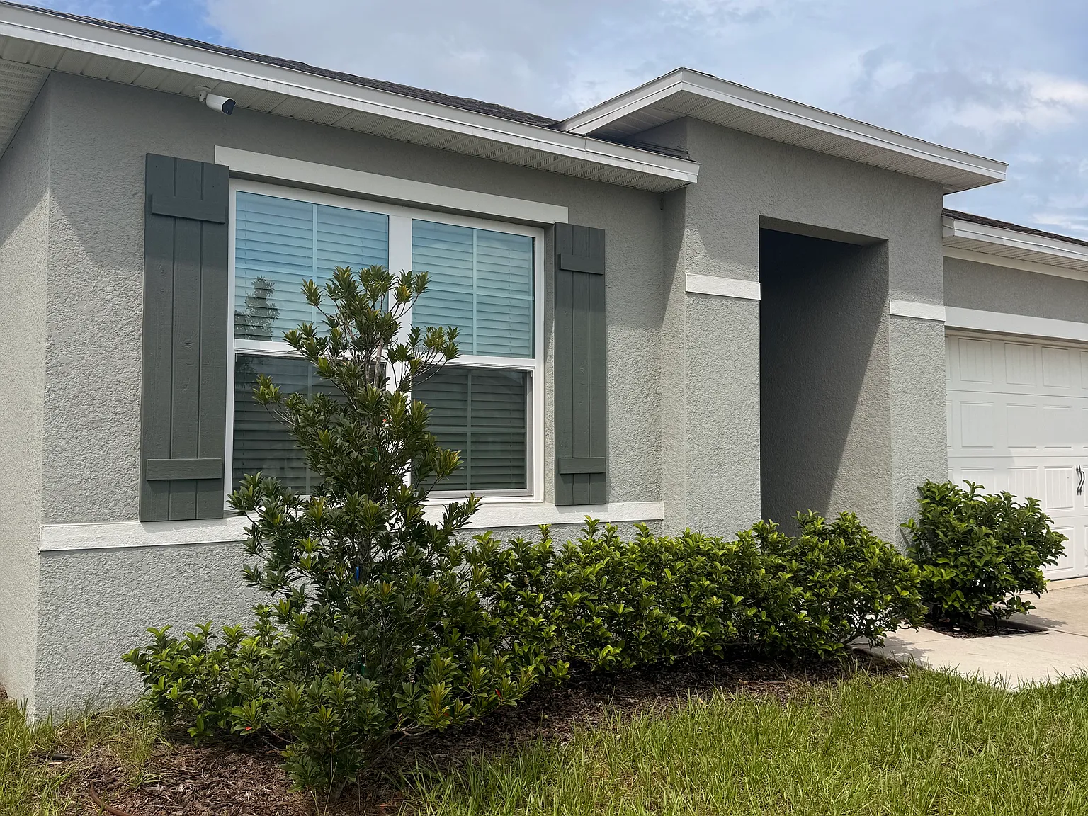 3 bed, 1672 sqft, $2,195 — Photo 1