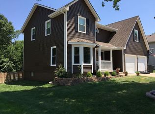 1517 SW Fredrick Dr, Lees Summit, MO 64081